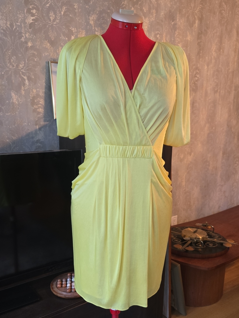 BCBG MAXAZRIA RUNWAY Yellow Draped V-Neck Dress